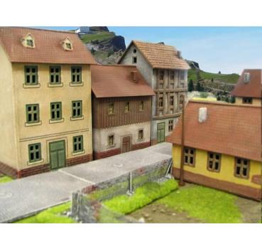 2x Pflasterstrasse mit Krater (15mm)